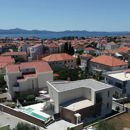 Delilah Mit Privatem Pool Holiday home Zadar